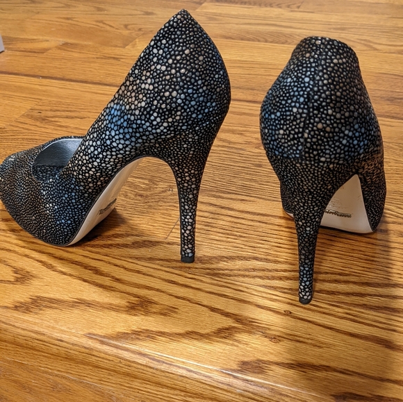 Ron White Signature Women's pump - Picture 2 of 9